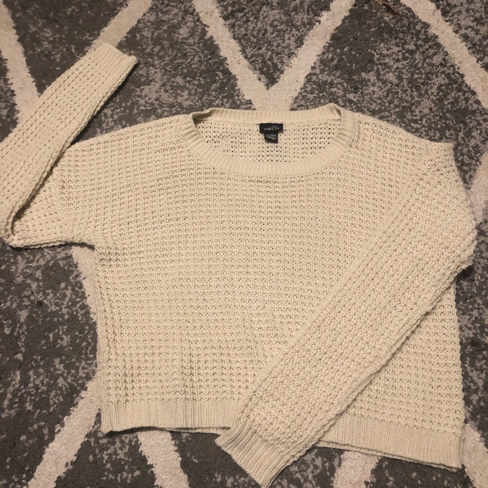 Cropped long sleeve sweater